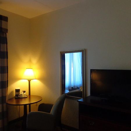 Ruskin Inn Tampa-Sun City Center Buitenkant foto