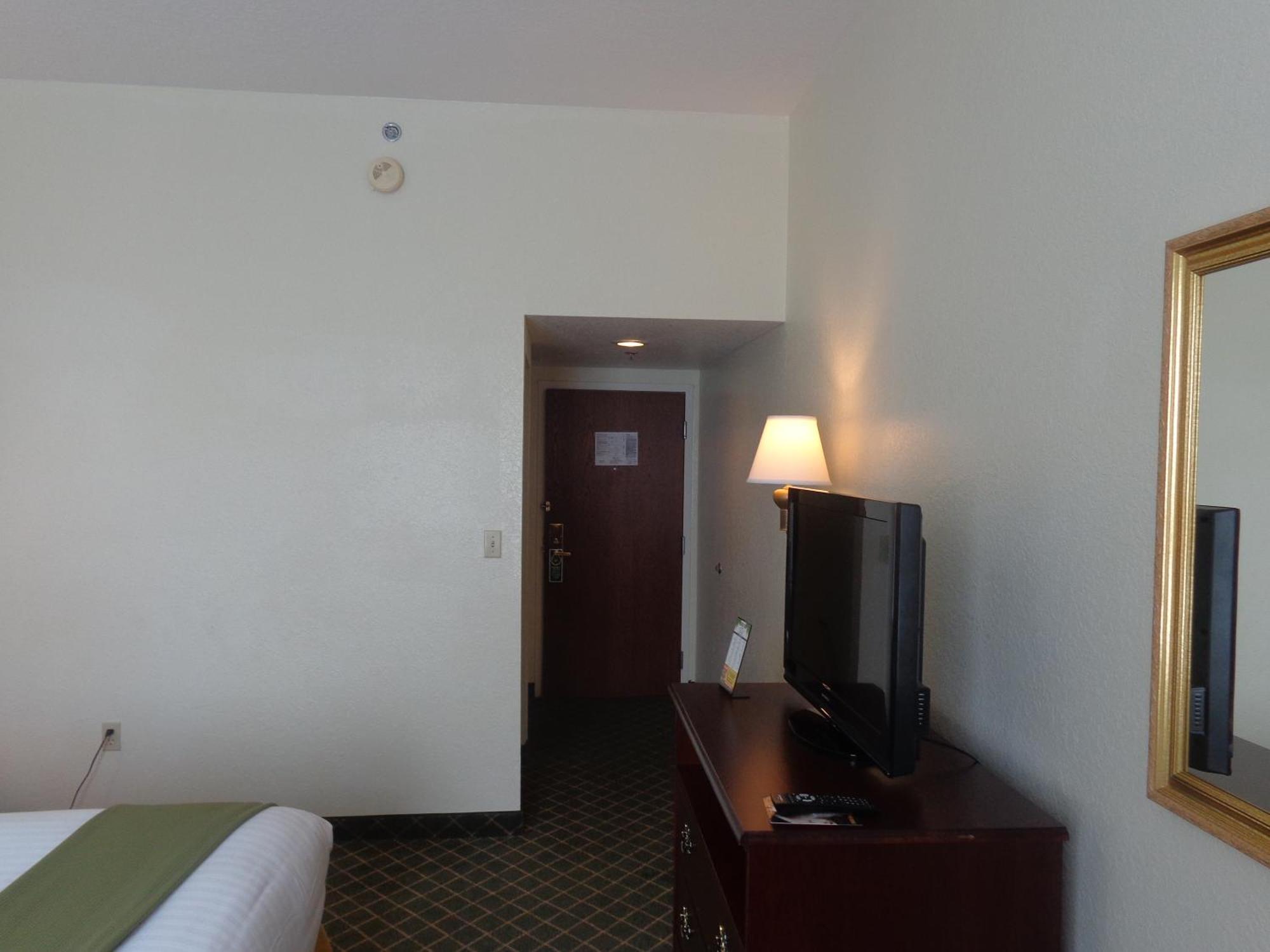 Ruskin Inn Tampa-Sun City Center Buitenkant foto