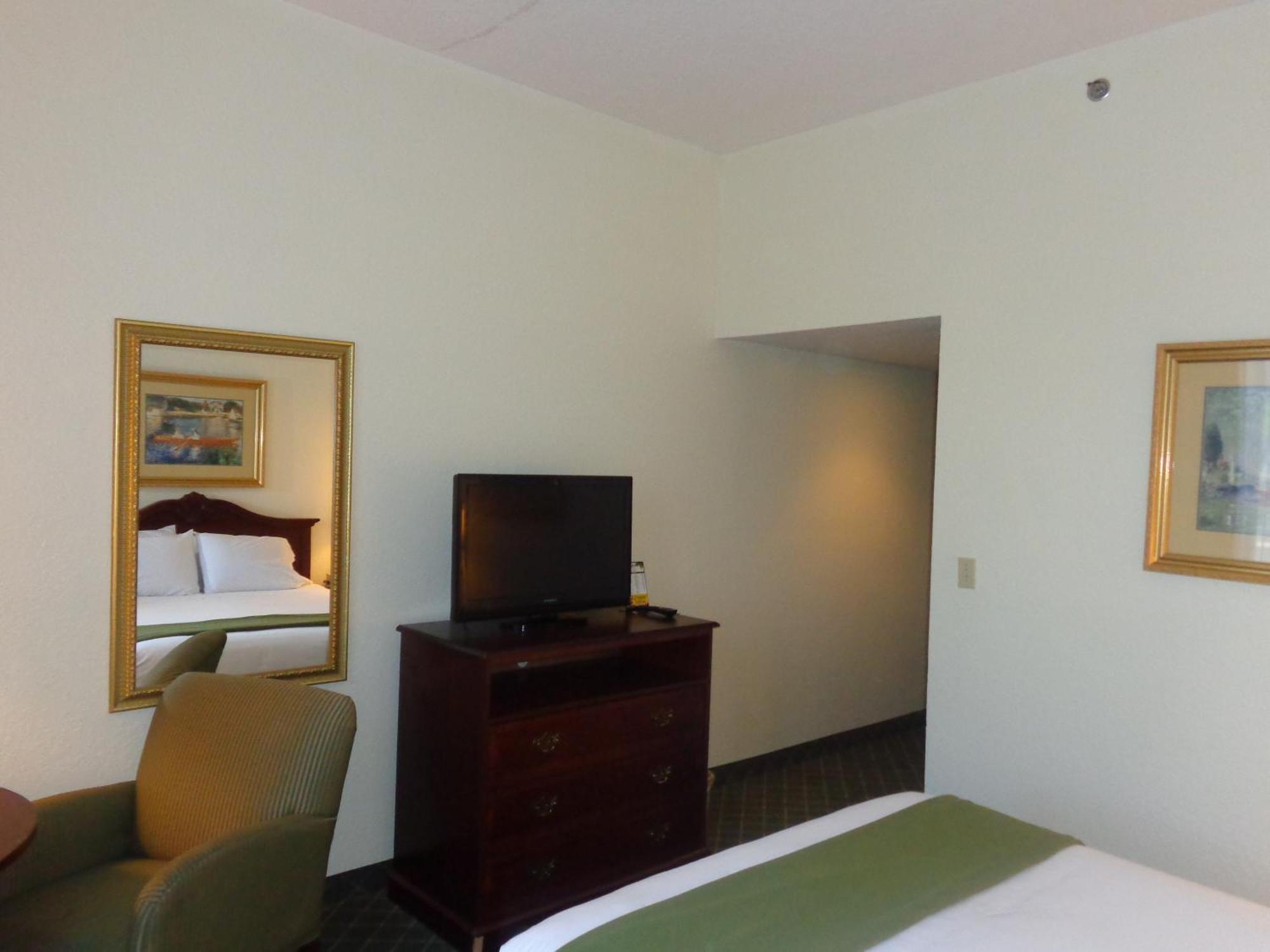 Ruskin Inn Tampa-Sun City Center Buitenkant foto