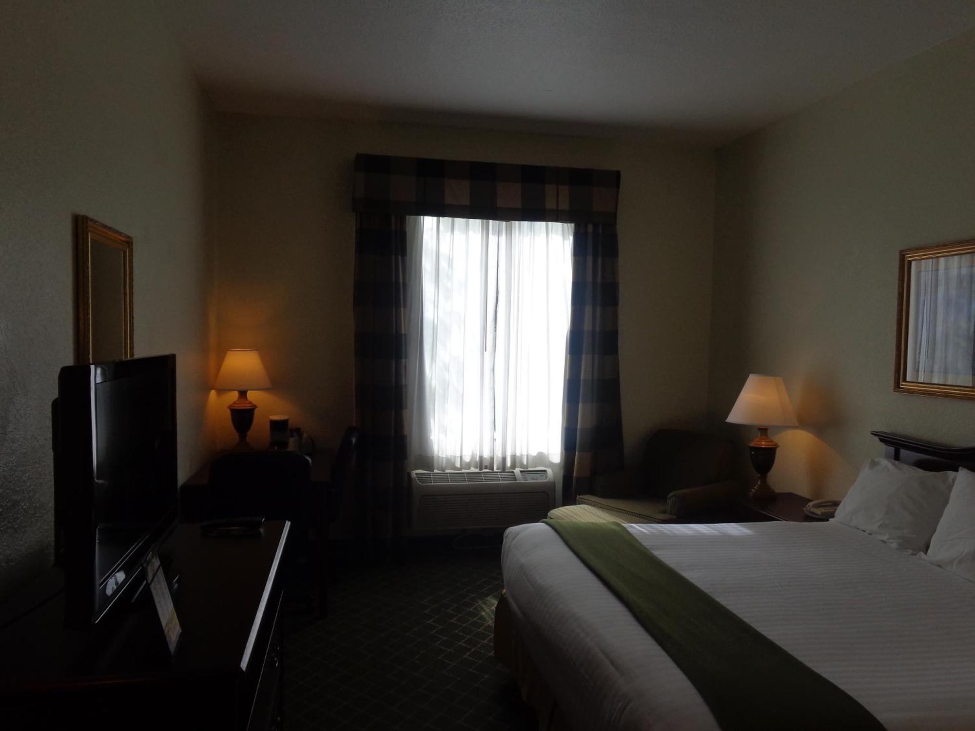 Ruskin Inn Tampa-Sun City Center Buitenkant foto