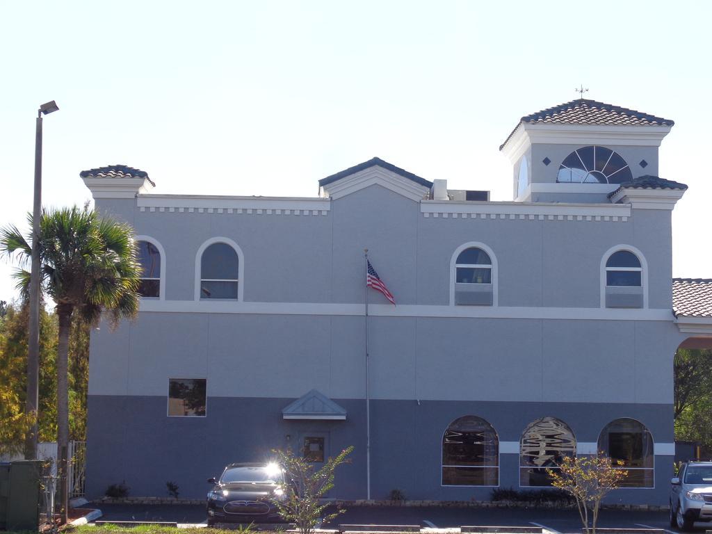 Ruskin Inn Tampa-Sun City Center Buitenkant foto