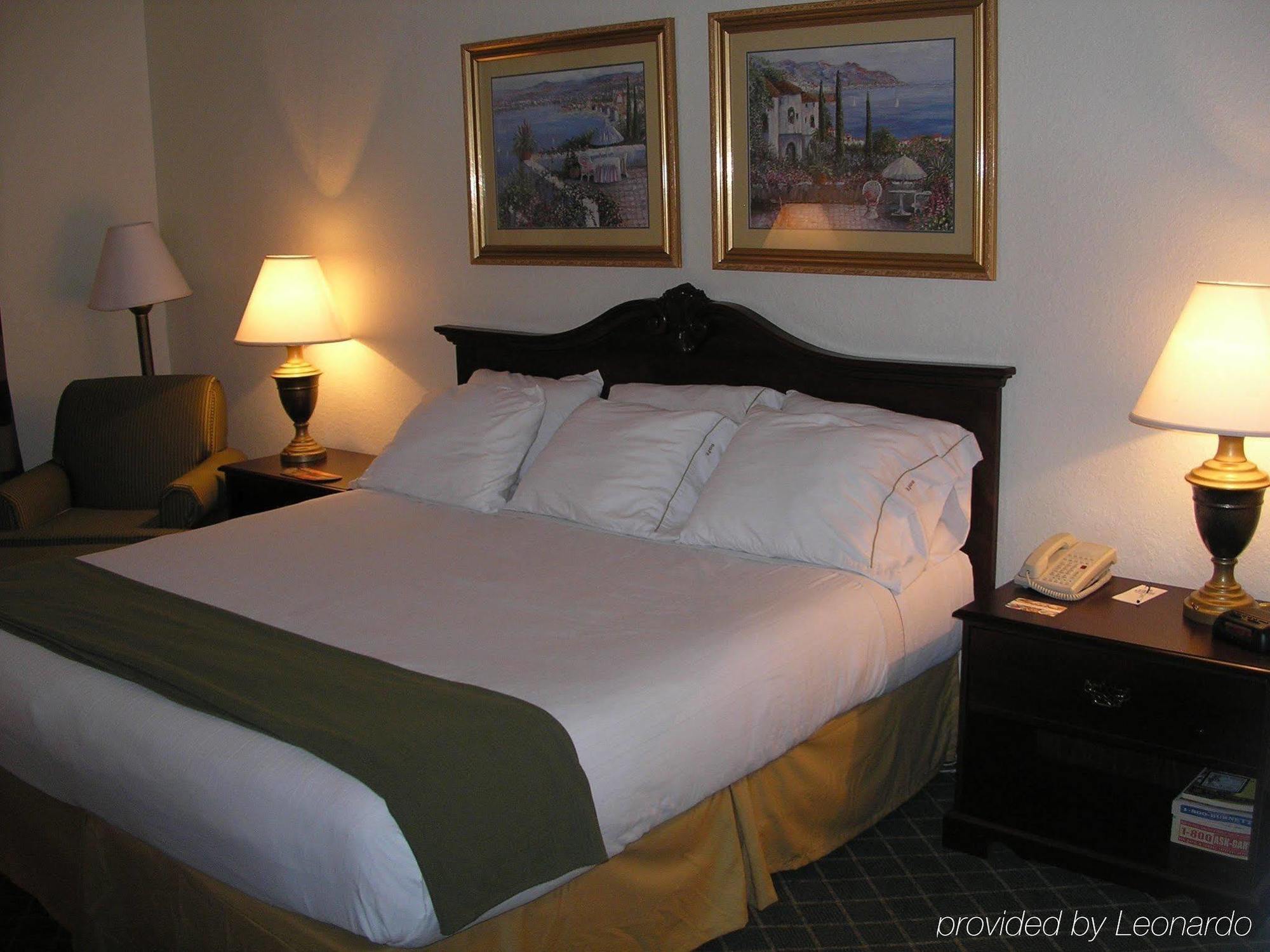 Ruskin Inn Tampa-Sun City Center Kamer foto